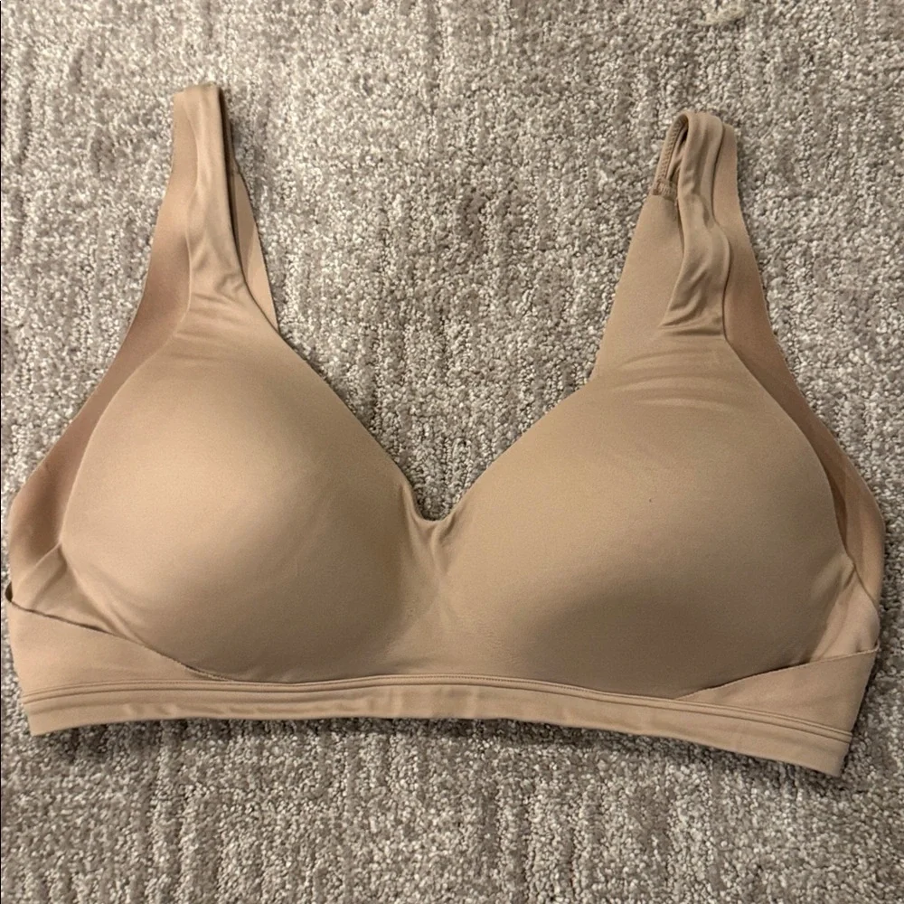 Warners Womens Beige No Side Effects Underarm Back Smoothing Comfy Bra Size L